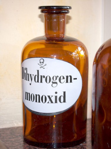 450px-Dihydrogenmonoxid